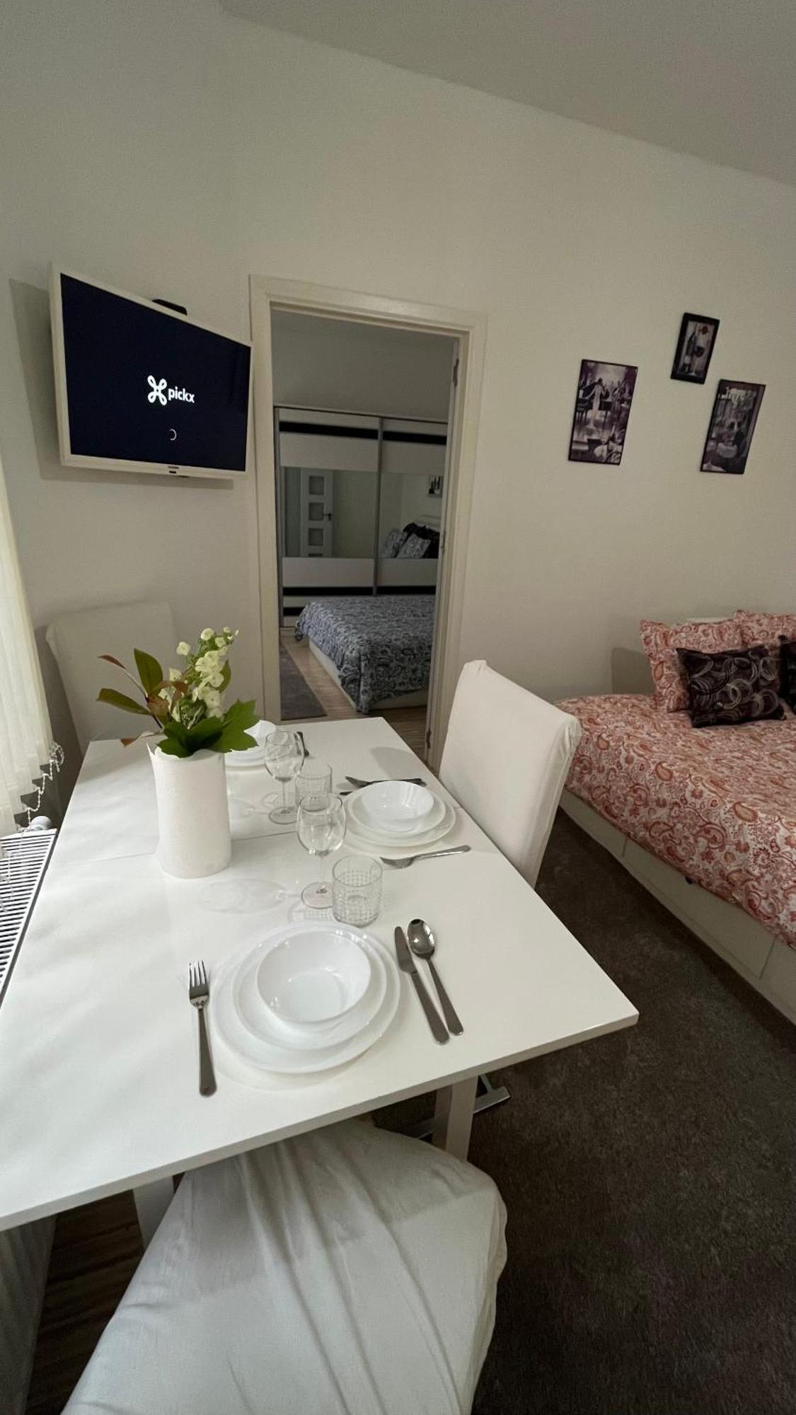 Two Bedroom Flat - Hyper Center Брюссель Экстерьер фото
