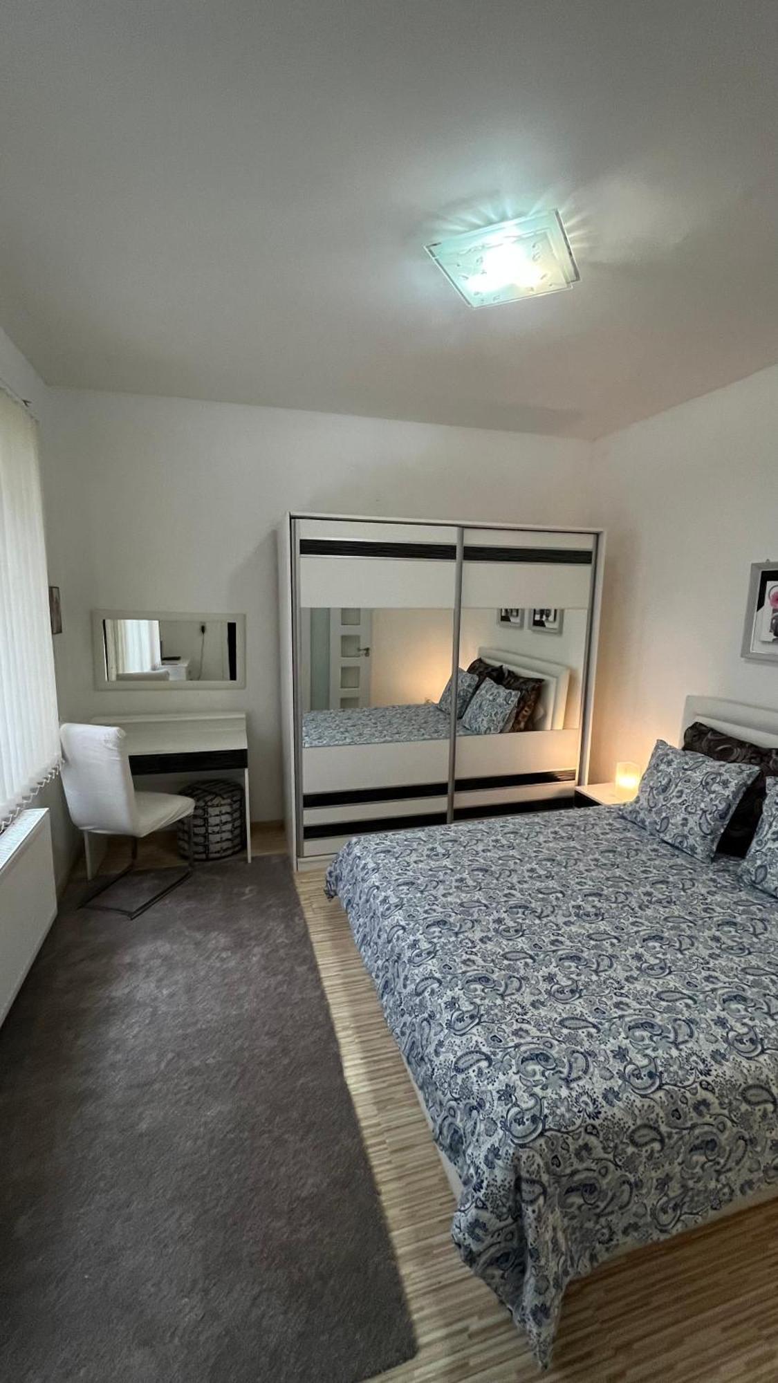 Two Bedroom Flat - Hyper Center Брюссель Экстерьер фото